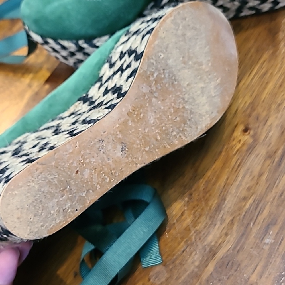 Free people Charade espadrille wedges. Size 6 - Picture 3 of 5